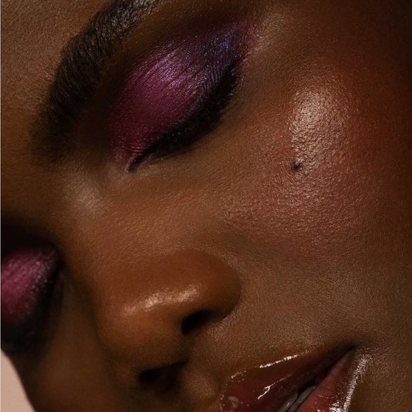 🌸 Ciate London - The Editor Palette New England Eyeshadows Bold Colors NIB - Picture 5 of 8